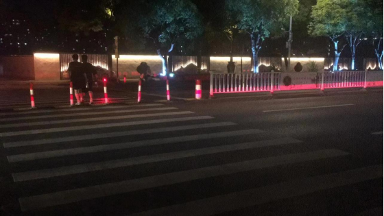 深圳豐上光電智能斑馬線預(yù)警系統(tǒng)又在一個(gè)城市落地啦！