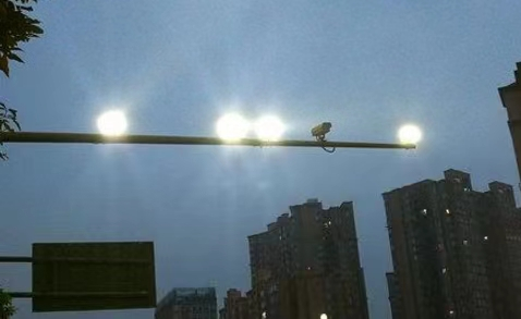 抓拍閃光燈太刺眼？豐上光電來解決！